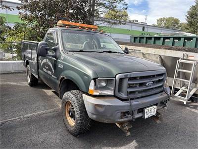 2002 Ford F-350 Truck