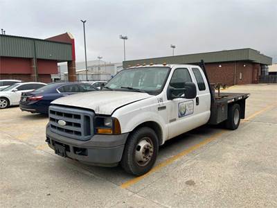 2006 Ford F-350 Truck - Flatbed