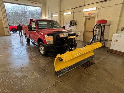 2011 Ford F-350 Utility Truck