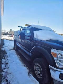 2012 Ford F350 Super Cab 4x4 with Minute Mount Plow