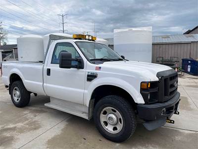2009 Regular Cab F350 4x4 8' Box w/ Liftgate V-10 Pickup Truck
