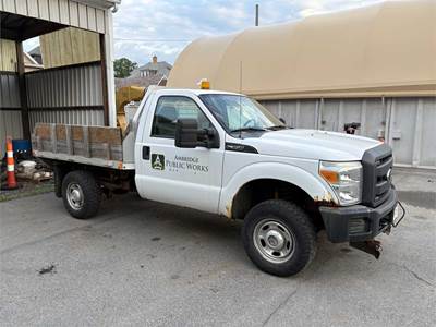 2012 Ford F-350 Flatbed Truck
