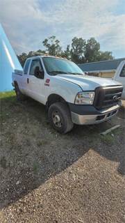 2005 Ford F-350 Truck