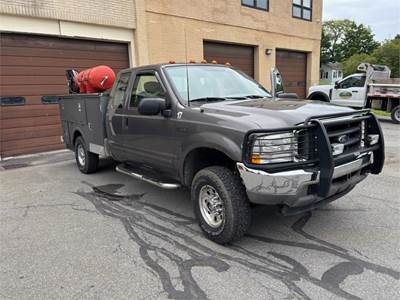 2003 Ford F-350 XLT Mechanics Truck