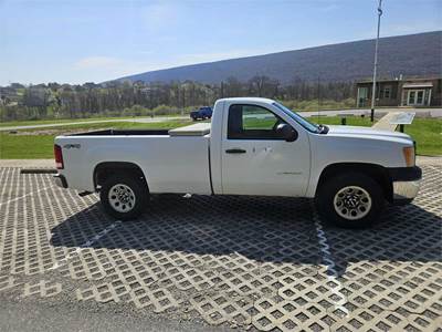 2011 GMC Sierra 1500 4WD Truck