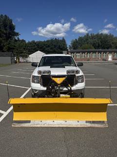 2012 GMC Sierra 2500 Pickup 4WD with plow