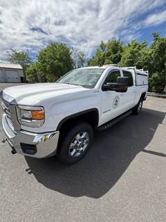 2015 GMC 3500HD Crew Cab Truck