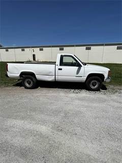 1998 GMC Sierra 2500 2WD WT Truck