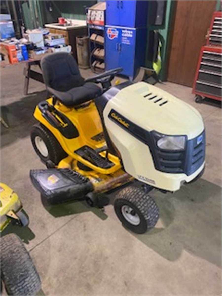2012 Cub Cadet Riding Lawn Mower For Sale, 210 Hours Royersford, PA