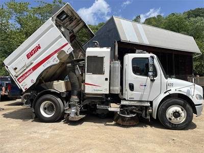 2017 Freightliner M2 Sweeper Truck