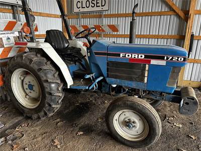 1990 Ford 1720 Tractor