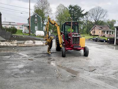 1980 International Hydro 186 Tractor