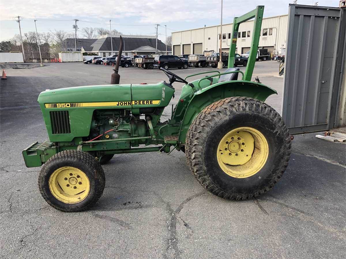 John Deere 950 Tractor For Sale Saugus, MA 56136344