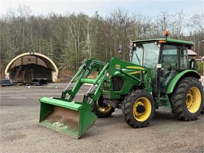 2007 John Deere 5424 Tractor