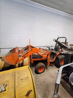 1995 Kubota B2100 Tractor