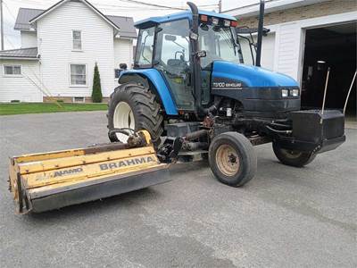 2003 New Holland TS100 Mowing Tractor