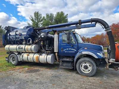 2006 International DT570/700 Series