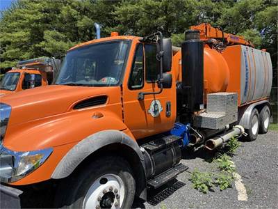 2007 International Model 7400 310 HP Diesel Sewer Jet/Vac Truck