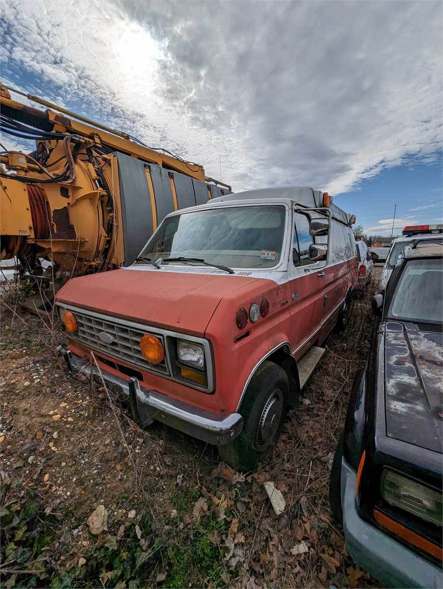 1983 Ford E350 Van Truck Body For Sale Keyport, NJ 55229416