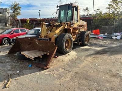 1990 Case 621 Wheel Loader
