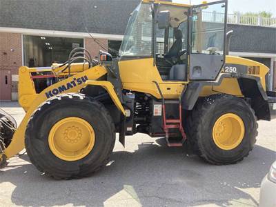 2008 Komatsu WA250 Wheel Loader
