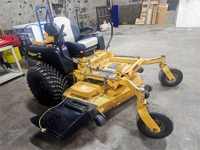 2004 Hustler Super Z Zero Turn Mower