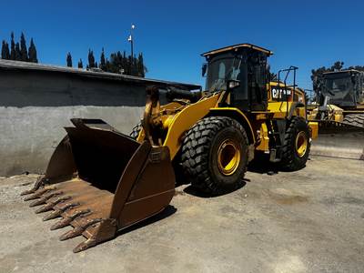 2018 Caterpillar 966M Wheel Loader - Bucket