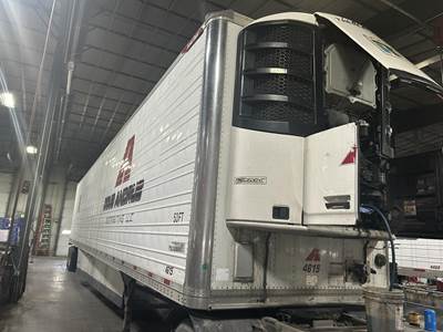 Great Dane 53 ft Reefer Trailer - Sliding Axle, Swing Door, Thermo King