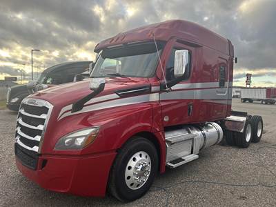 Freightliner Cascadia 126 Sleeper Semi Truck - 72" Mid Roof Sleeper, Detroit 505HP, 18 Speed Manual