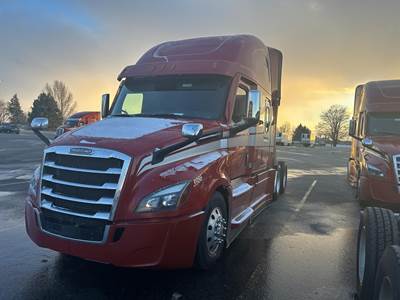 Freightliner Cascadia 126 Sleeper Semi Truck - 72" Raised Roof Sleeper, Detroit 455HP, Amt