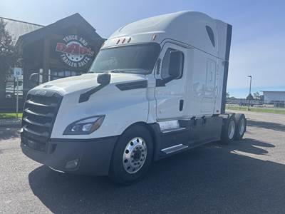 Freightliner Cascadia 126 Sleeper Semi Truck - 72" Raised Roof Sleeper, Detroit 505HP, 12 Speed Dt12 Amt