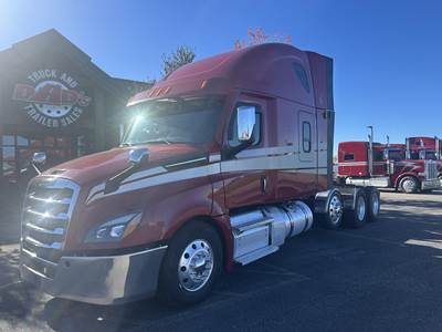 Freightliner Cascadia 126 Tri Axle Sleeper Semi Truck - 72" Raised Roof Sleeper, Detroit 505HP, 13 Speed Manual