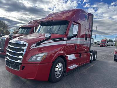 Freightliner Cascadia 126 Sleeper Semi Truck - 72" Raised Roof Sleeper, Detroit 505HP, Amt