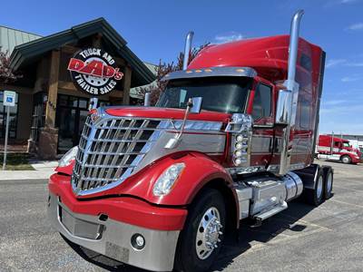 International LoneStar Sleeper Semi Truck - Raised Roof Sleeper, Cummins 500HP, 13 Speed Manual