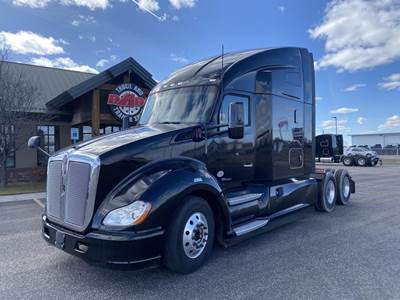Kenworth T680 Sleeper Semi Truck - 76" Raised Roof Sleeper, Cummins 450HP, 12 Speed Endurant Amt