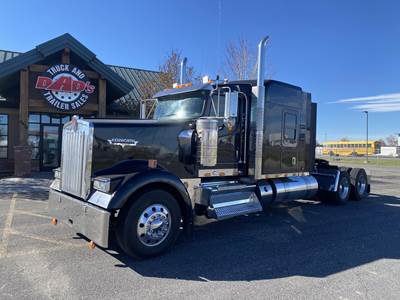 Kenworth W900L Sleeper Semi Truck - Mid Roof Sleeper, Cummins 565HP, 18 Speed Manual