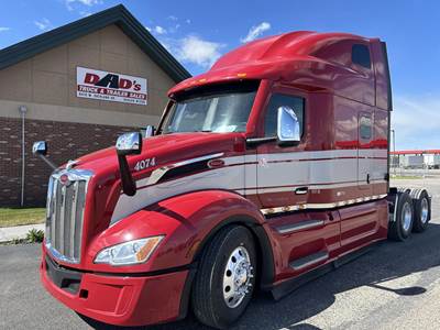 Peterbilt 579 Sleeper Semi Truck - 80" Raised Roof Sleeper, Cummins 500HP, 13 Speed Manual