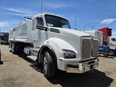 Kenworth T880 Day Cab Truck - Paccar 455HP, 12 Speed Endurant Amt