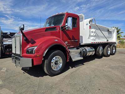 Kenworth T880 Day Cab Truck - Paccar 455HP, 12 Speed Endurant Amt