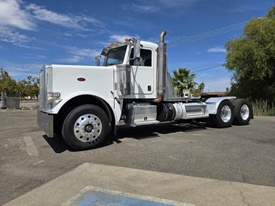 Peterbilt 388 Day Cab Truck - Cummins 485HP, 10 Speed Manual