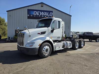 Peterbilt 579 Day Cab Truck - Paccar 455HP, 12 Speed Endurant Amt