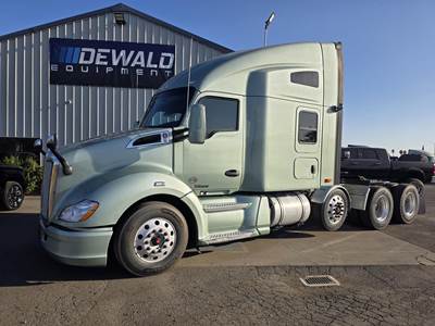 Kenworth T680 Tri Axle Sleeper Semi Truck - 76" Raised Roof Sleeper, Paccar 510HP, 12 Speed Endurant Amt