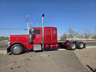 Peterbilt 389 Sleeper Semi Truck - 63" Flat Top Sleeper, Cummins 565HP, 18 Speed Manual