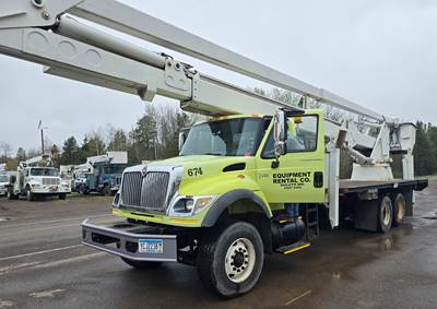 2005 International 7600 SFA 6X4 - Reach-All HD5100 Insulated Aerial Bucket Man Lift with 100 Ft Working Height