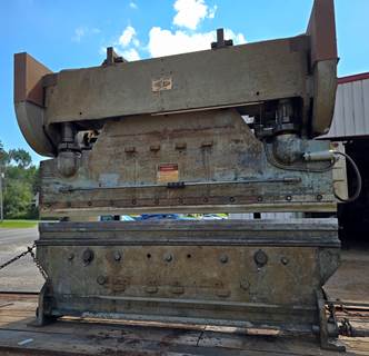 CHICAGO DRIES & KRUMP MFG CO. Mechanical 90-Ton Press Brake model 408D with 10 Ft Bed