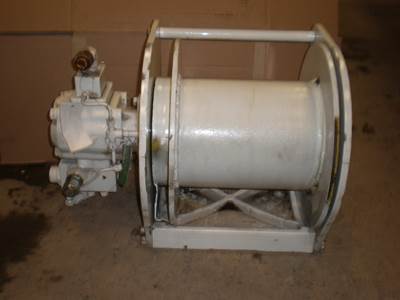 Gear Products (now TWG Tulsa Winch Group) Planetary Winch model PW115 with 15,000# Hoisting Capacity for Boom Trucks, Digger Derricks