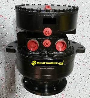 Bobcat 6683006 Final Drive Motor with Travel Motor