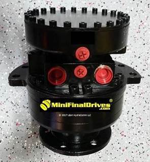 Bobcat 6686878 Final Drive Motor with Travel Motor