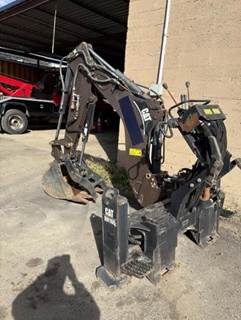 Caterpillar BH160 Backhoe Attachment