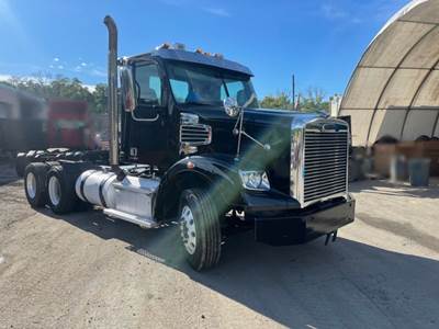 2013 Freightliner Coronado 122 SD Cab & Chassis Truck